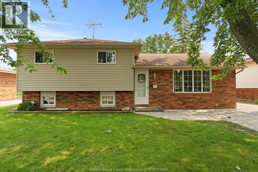110 ST. JAMES COURT
