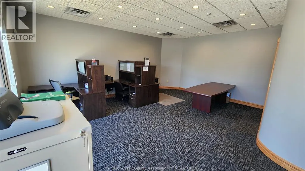515 RIVERSIDE DRIVE West Unit# 104