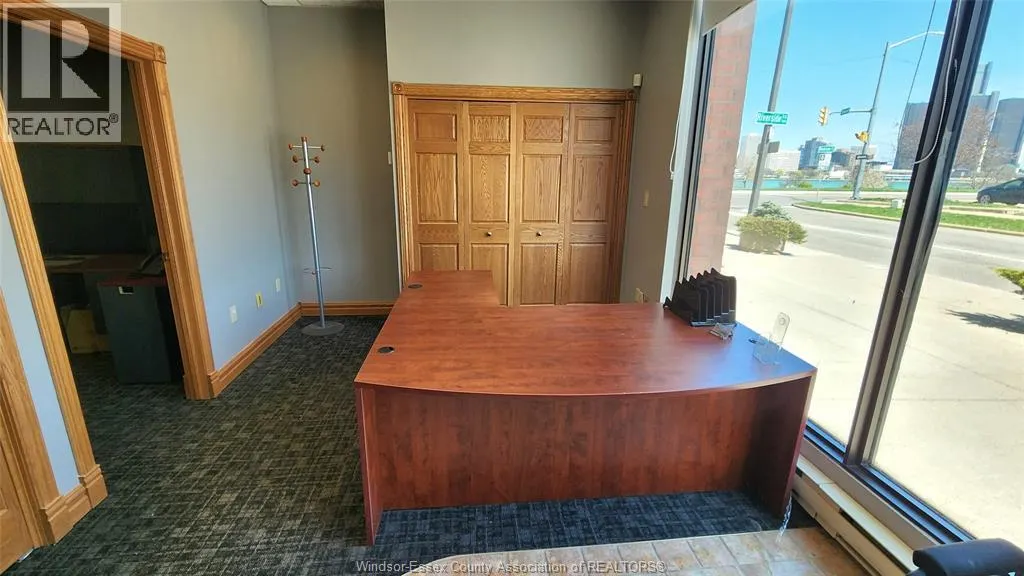 515 RIVERSIDE DRIVE West Unit# 104
