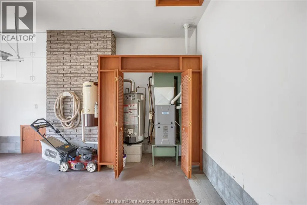 36 BRIDLE PATH ROAD