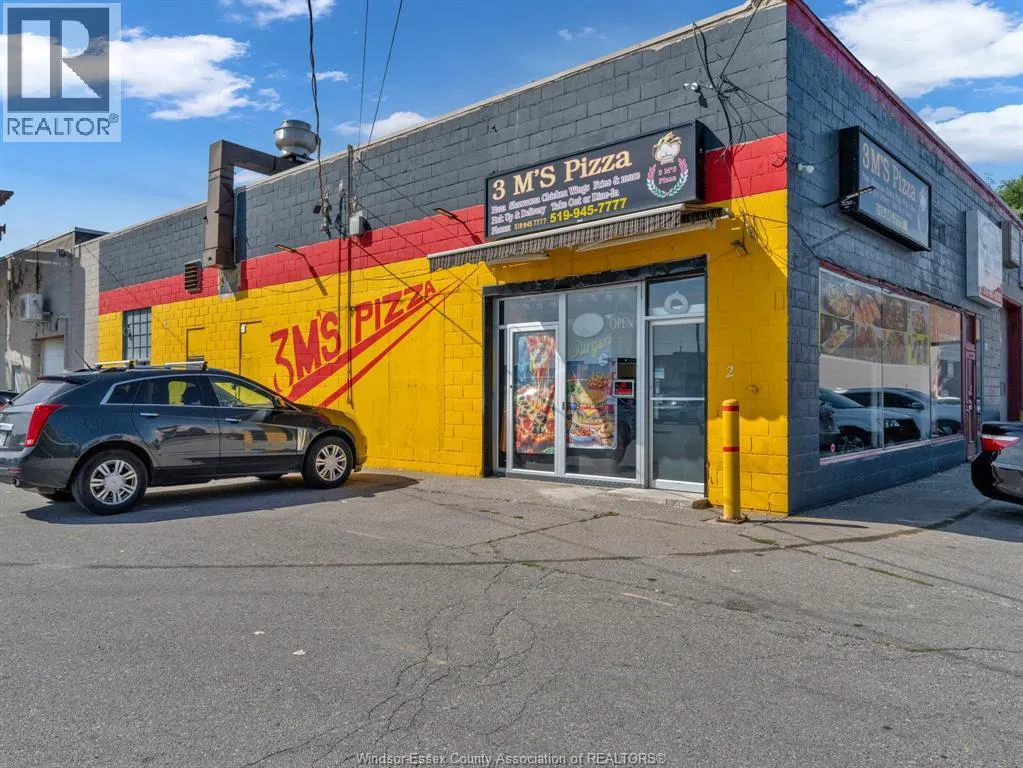 3857 WYANDOTTE STREET East Unit# 2