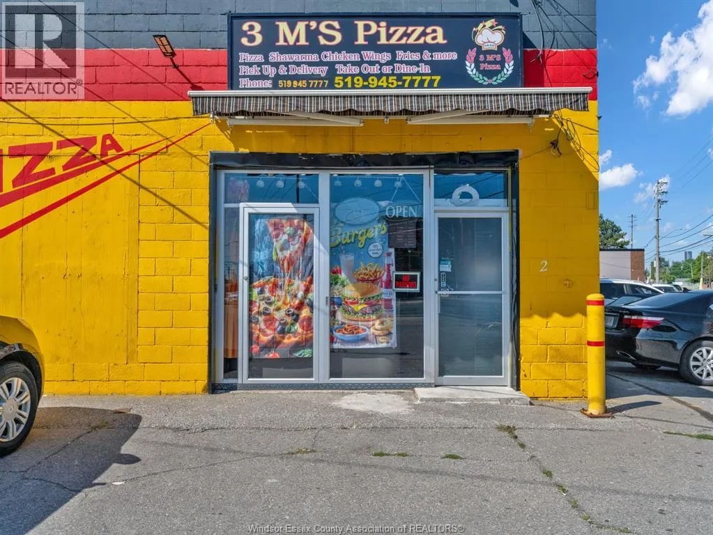 3857 WYANDOTTE STREET East Unit# 2