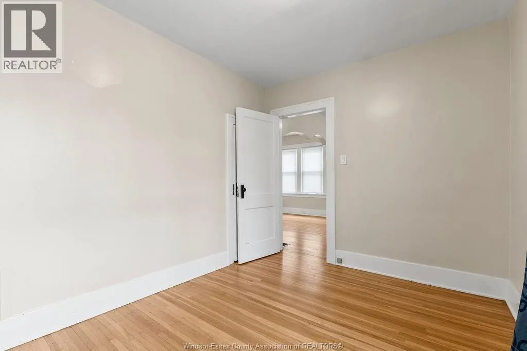 1527 ALBERT ROAD