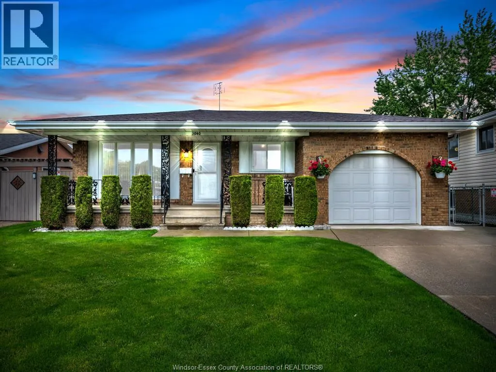 3040 FOREST GLADE DRIVE