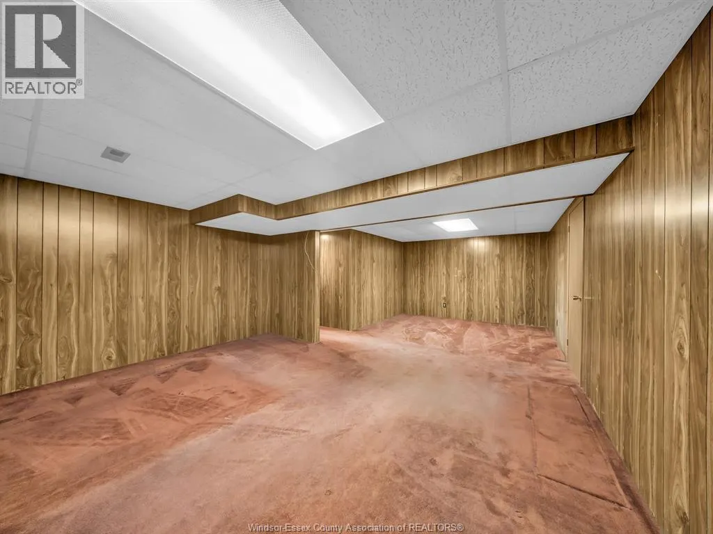 3040 FOREST GLADE DRIVE