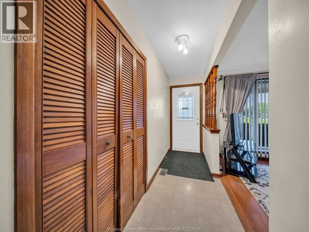 3040 FOREST GLADE DRIVE