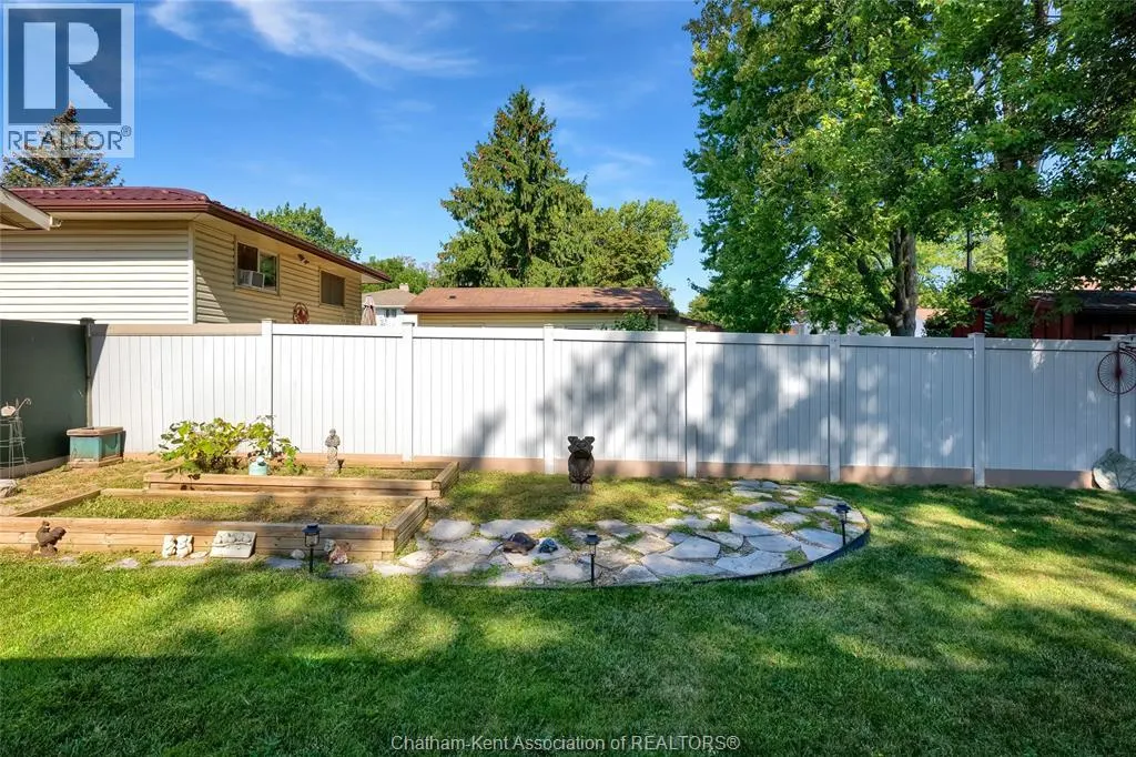 85 Marion AVENUE