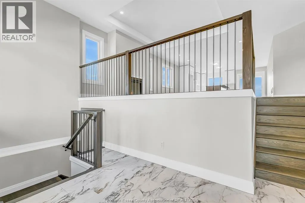 123 KINGSBRIDGE DRIVE
