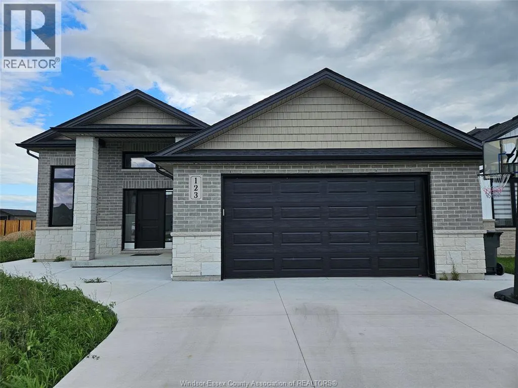 123 KINGSBRIDGE DRIVE