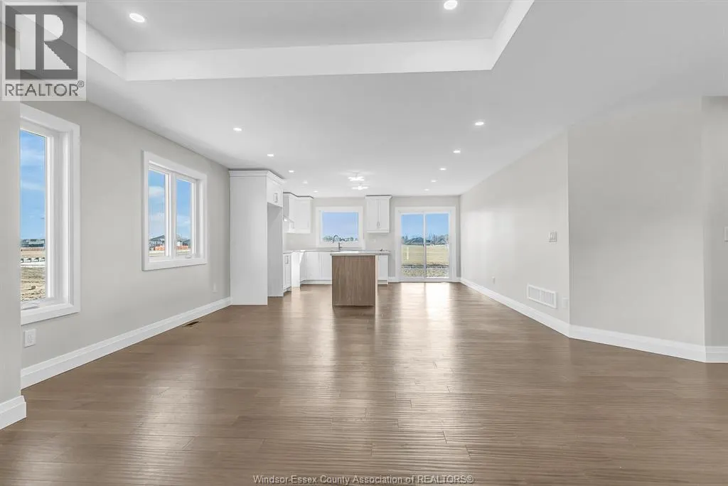123 KINGSBRIDGE DRIVE