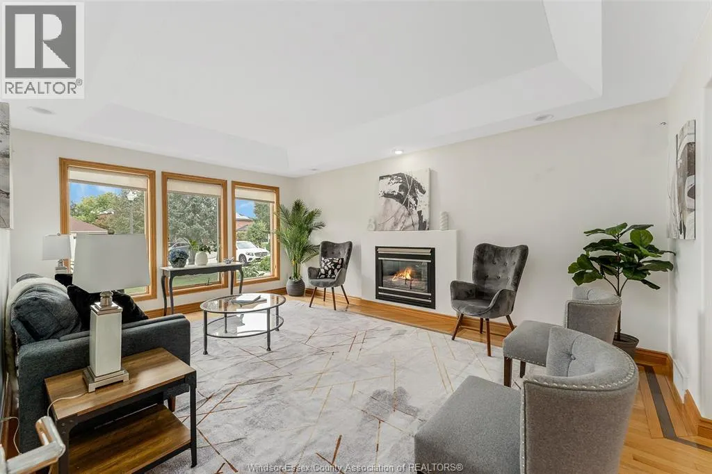 847 LAKE SHORE DRIVE