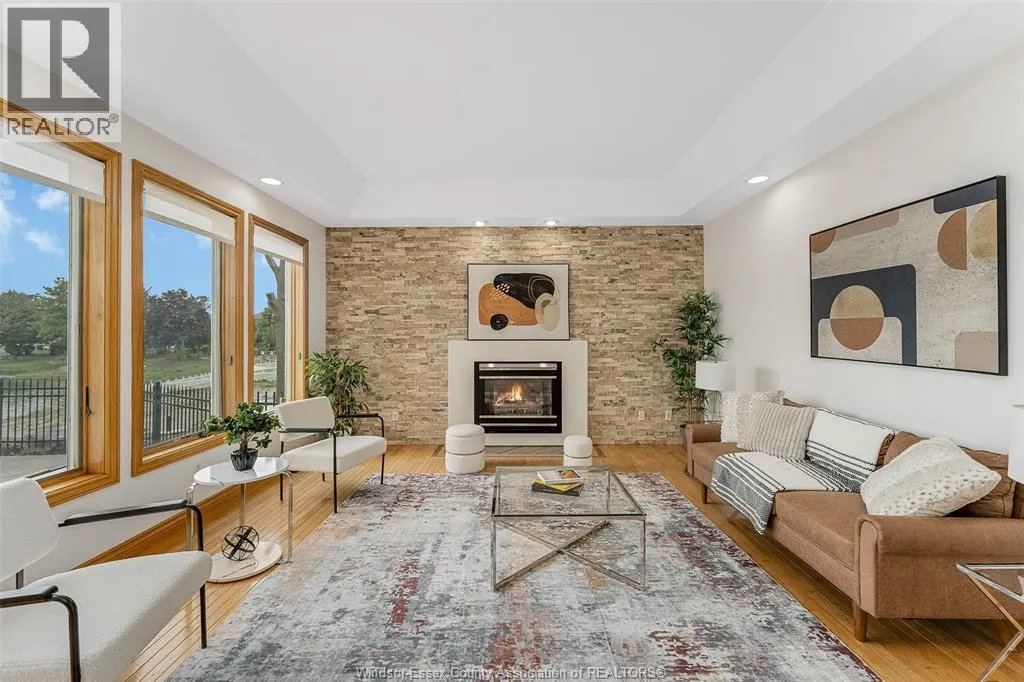 847 LAKE SHORE DRIVE