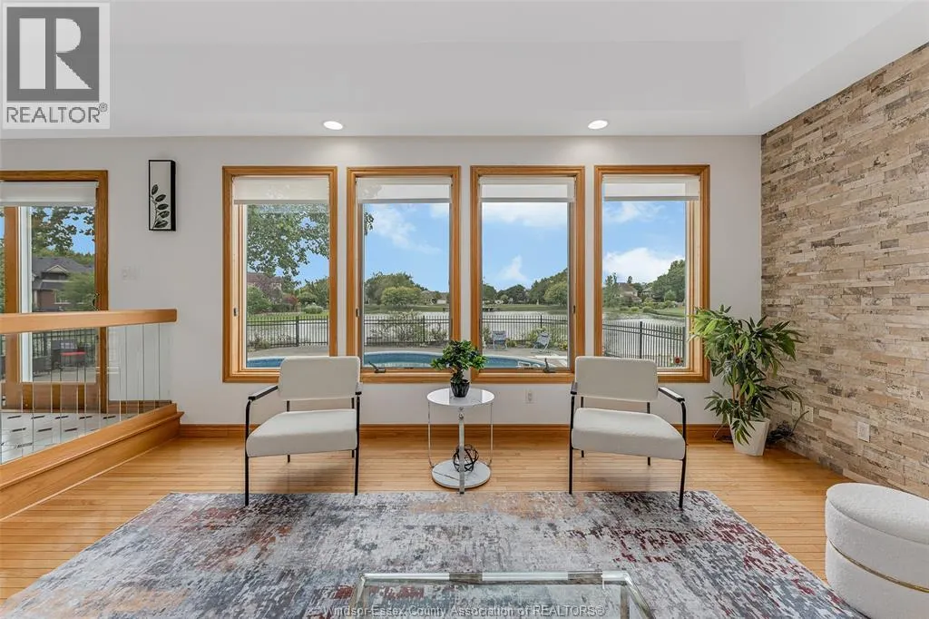 847 LAKE SHORE DRIVE