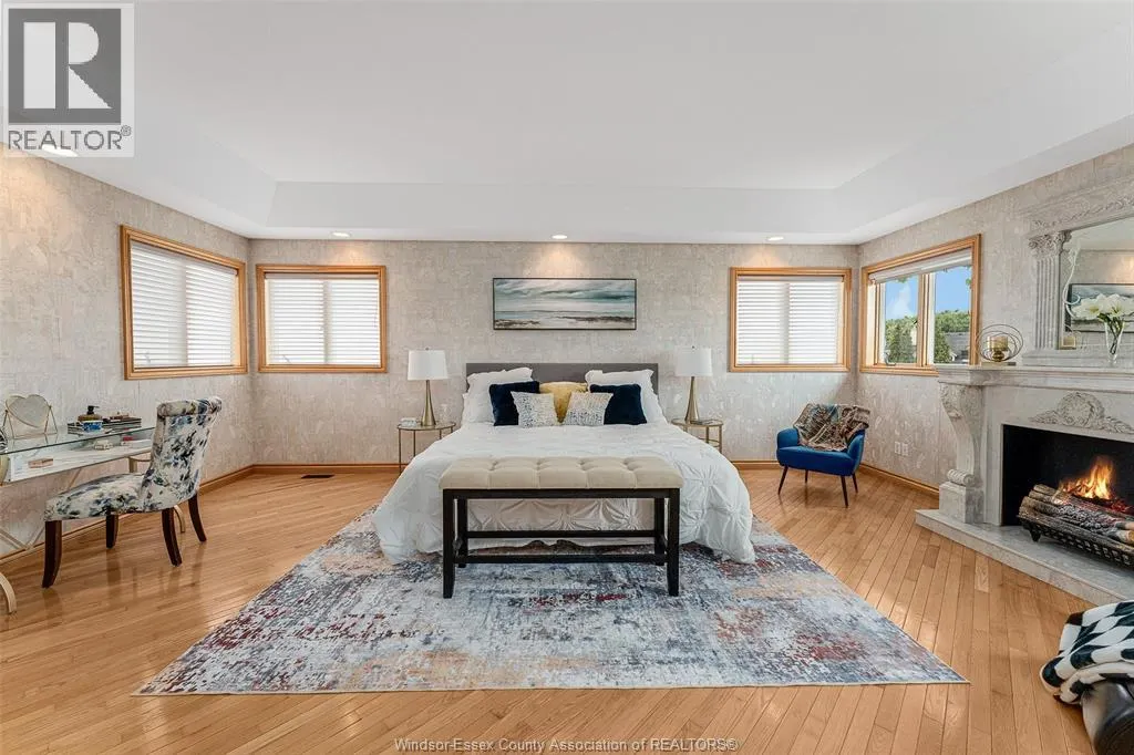 847 LAKE SHORE DRIVE
