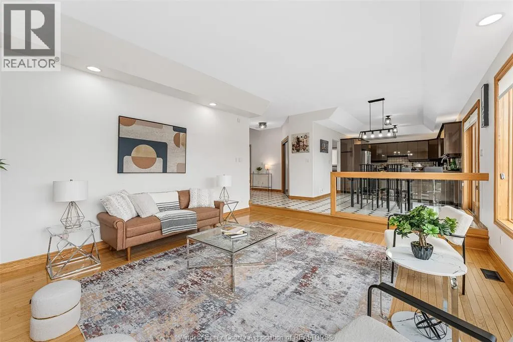 847 LAKE SHORE DRIVE