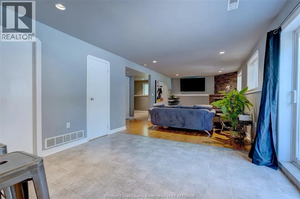 12470 LITTLE RIVER