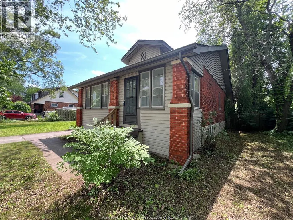 2423 PRINCESS AVENUE
