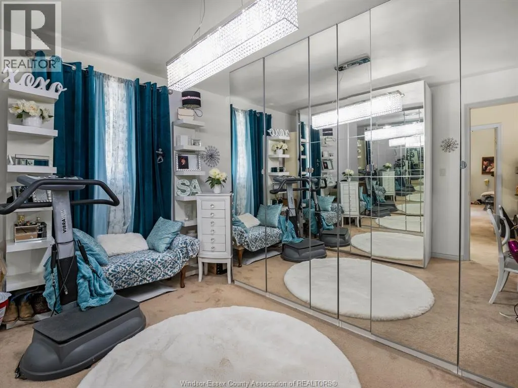 12033 ST. THOMAS CRESCENT