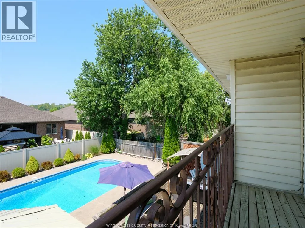 12033 ST. THOMAS CRESCENT