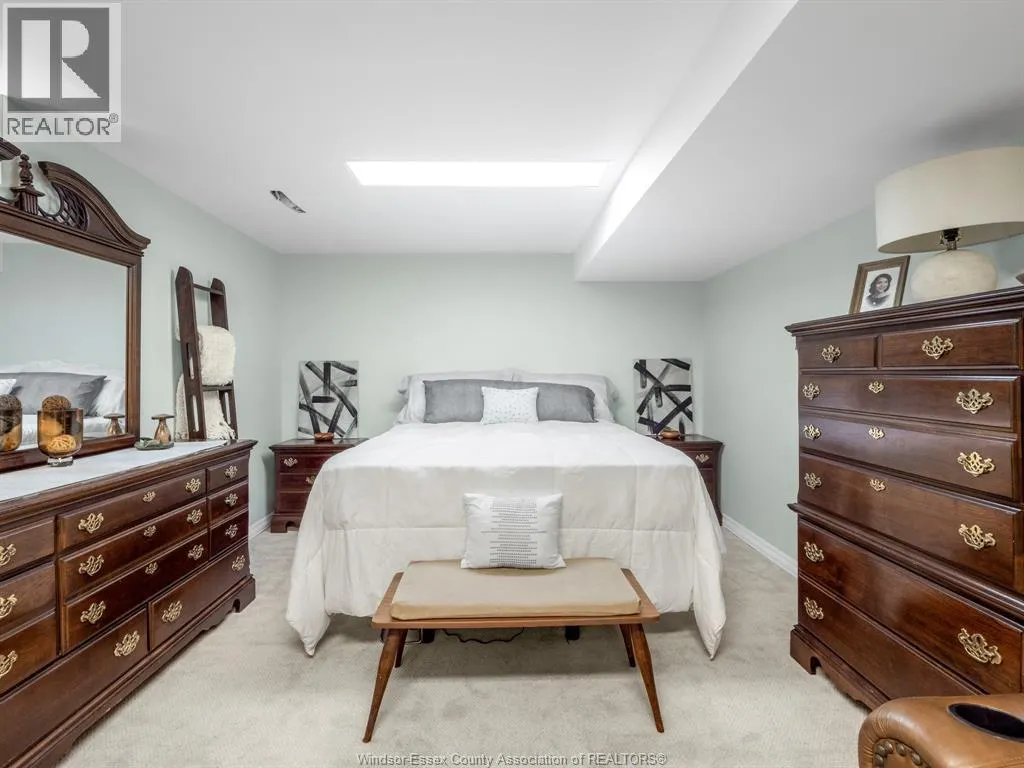12033 ST. THOMAS CRESCENT