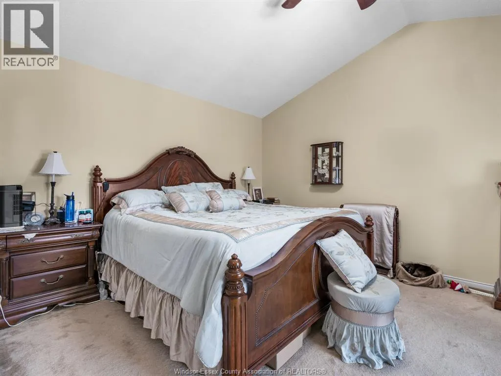 12033 ST. THOMAS CRESCENT