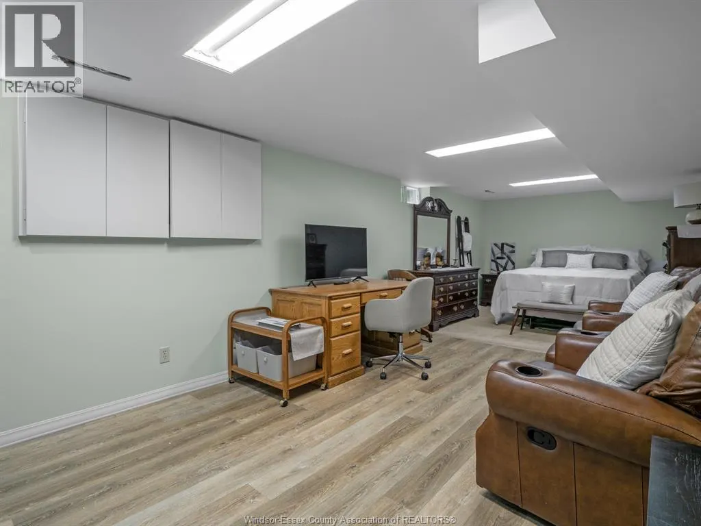 12033 ST. THOMAS CRESCENT