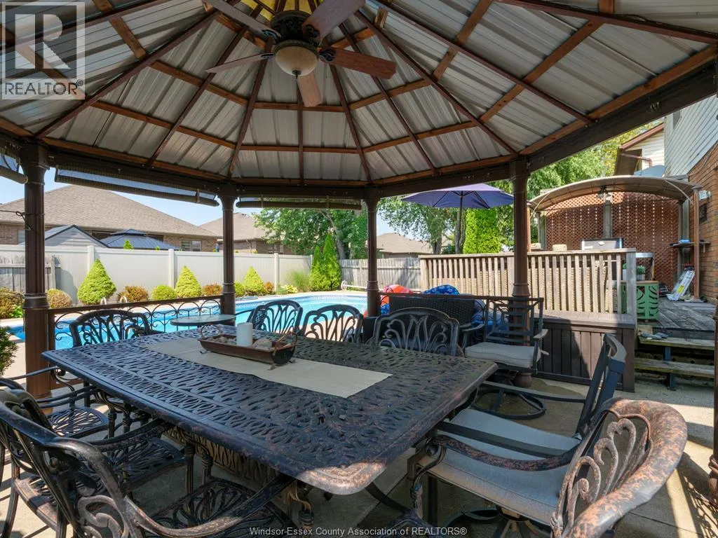 12033 ST. THOMAS CRESCENT