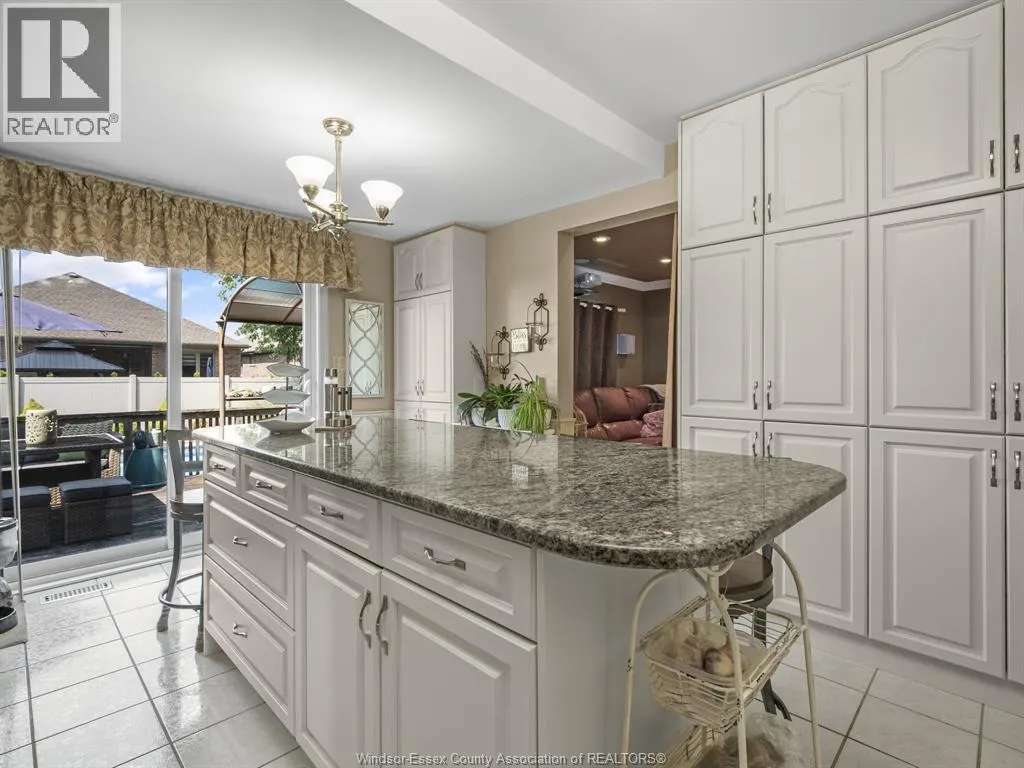 12033 ST. THOMAS CRESCENT