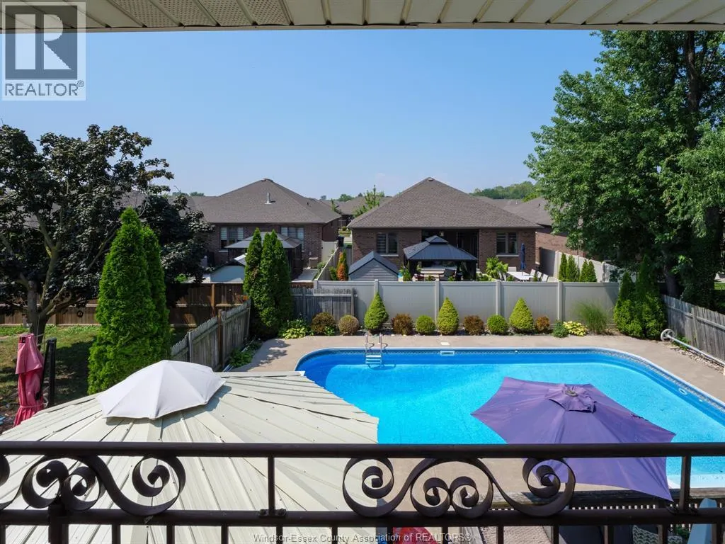12033 ST. THOMAS CRESCENT