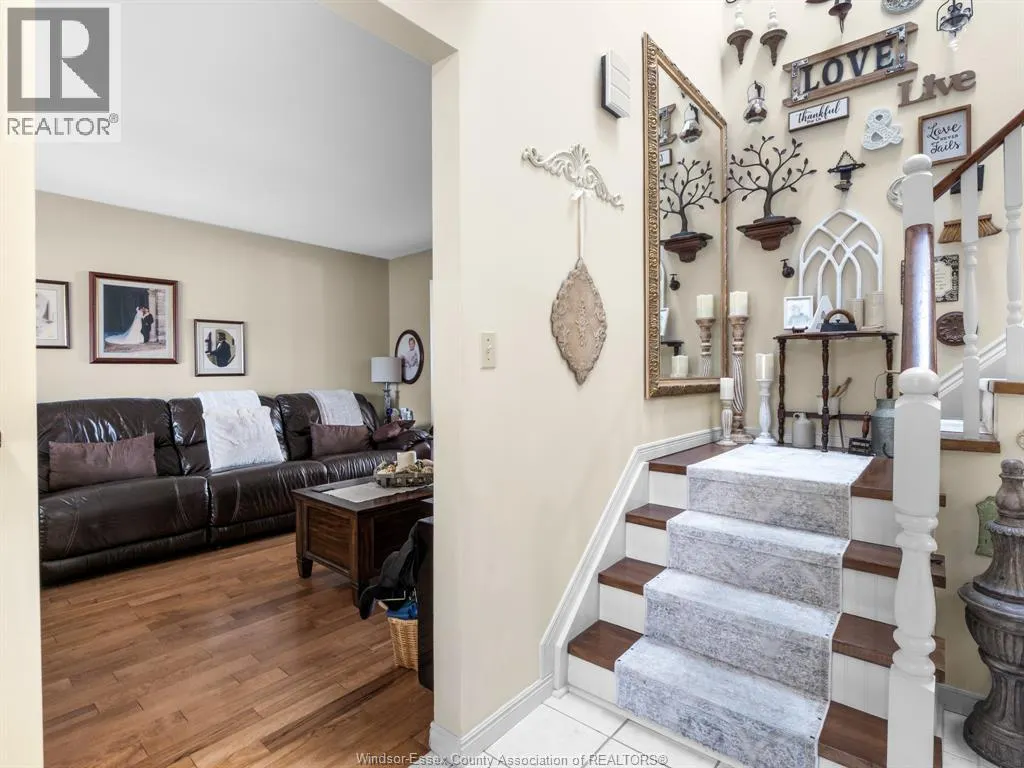 12033 ST. THOMAS CRESCENT
