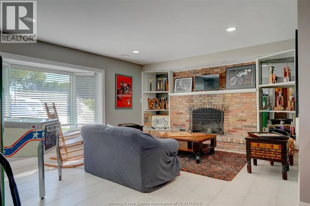 329 CORONADO
