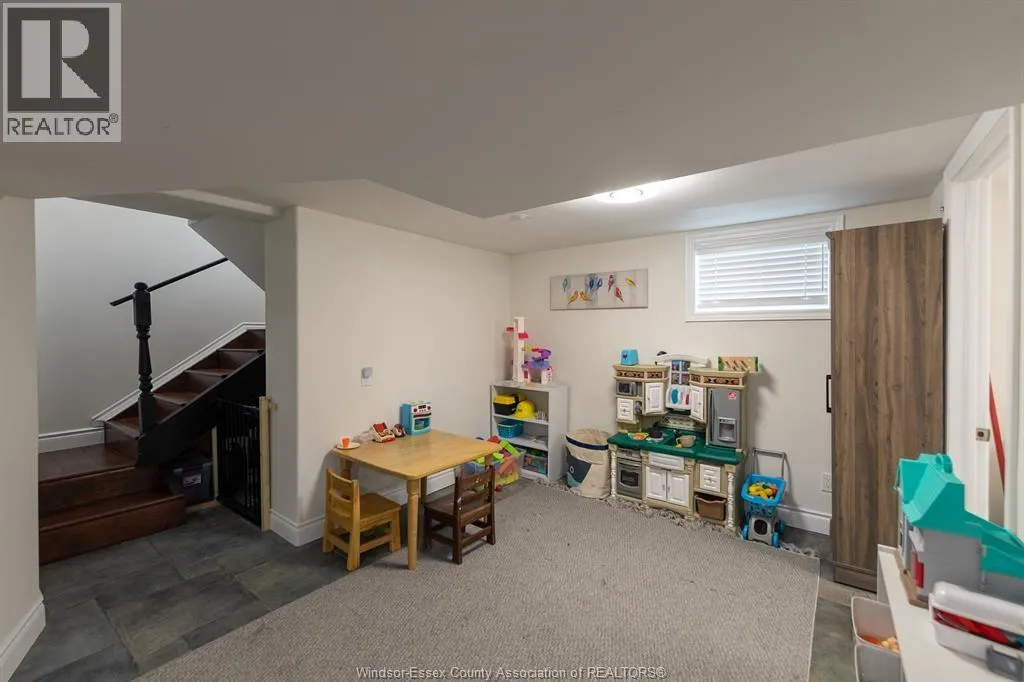 2374 ALEXIS ROAD
