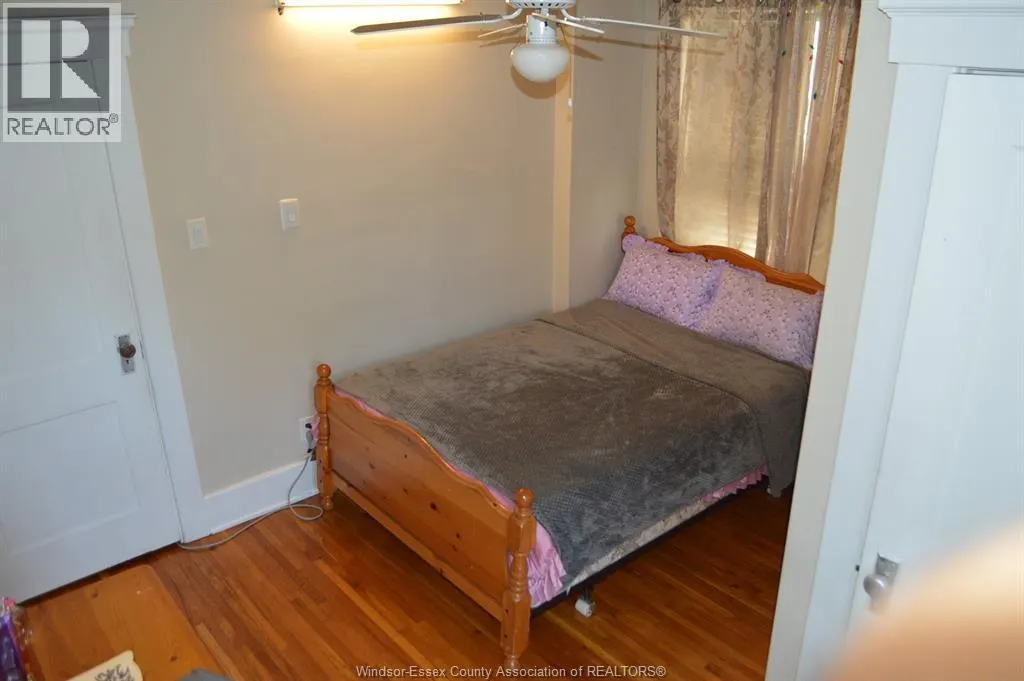 156 GILES BOULEVARD