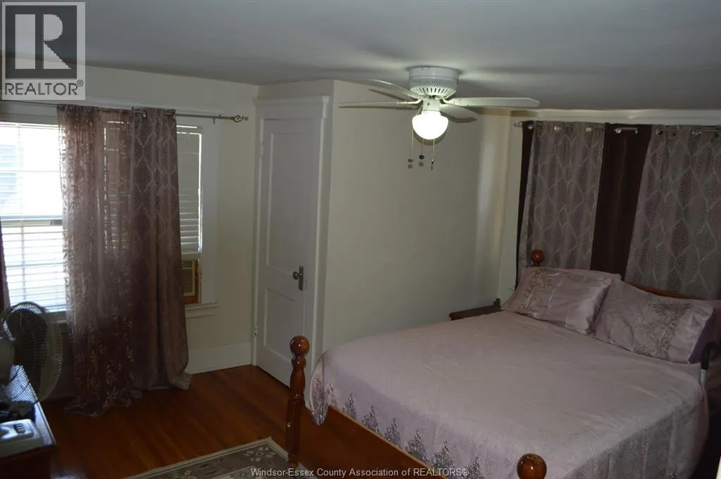 156 GILES BOULEVARD