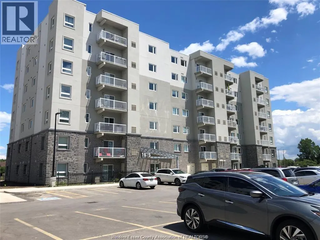 1675 BANWELL STREET Unit# 103