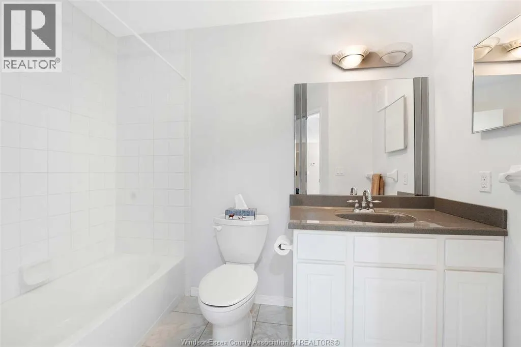 40 ADAMS LANE Unit# 410