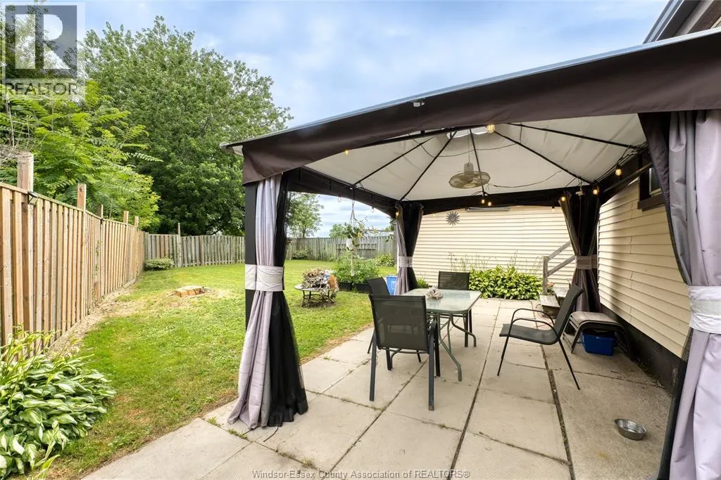 2706 FRONT ROAD