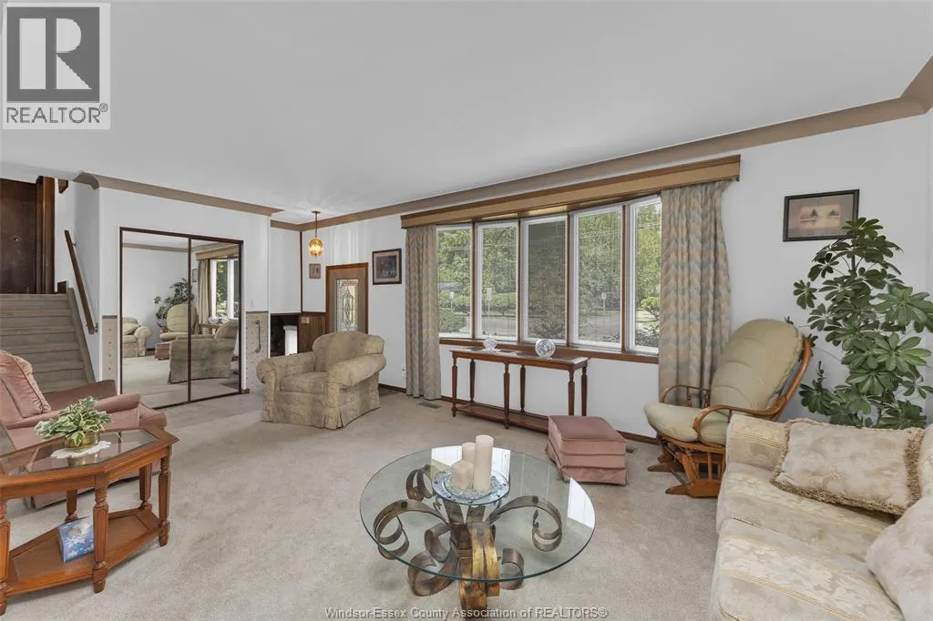 2565 TODD LANE