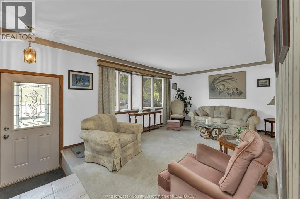 2565 TODD LANE