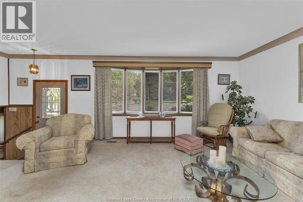 2565 TODD LANE