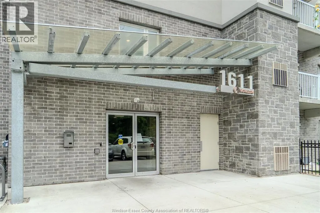 1611 BANWELL ROAD Unit# 713