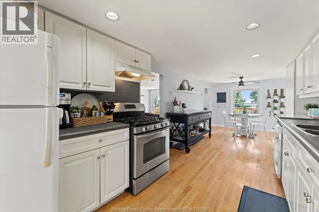 374 LAKEWOOD DRIVE