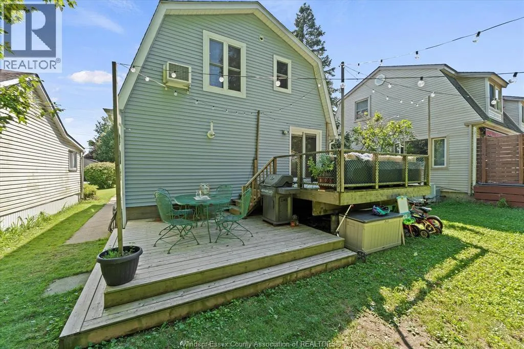 374 LAKEWOOD DRIVE