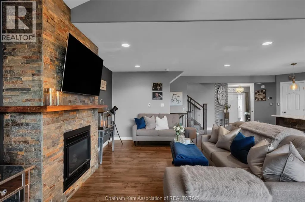 247 HUDSON DRIVE