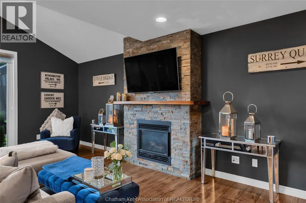 247 HUDSON DRIVE