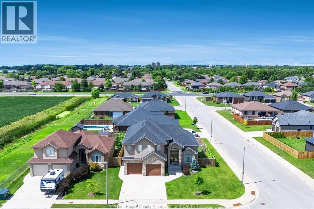 31 Heathview Trail