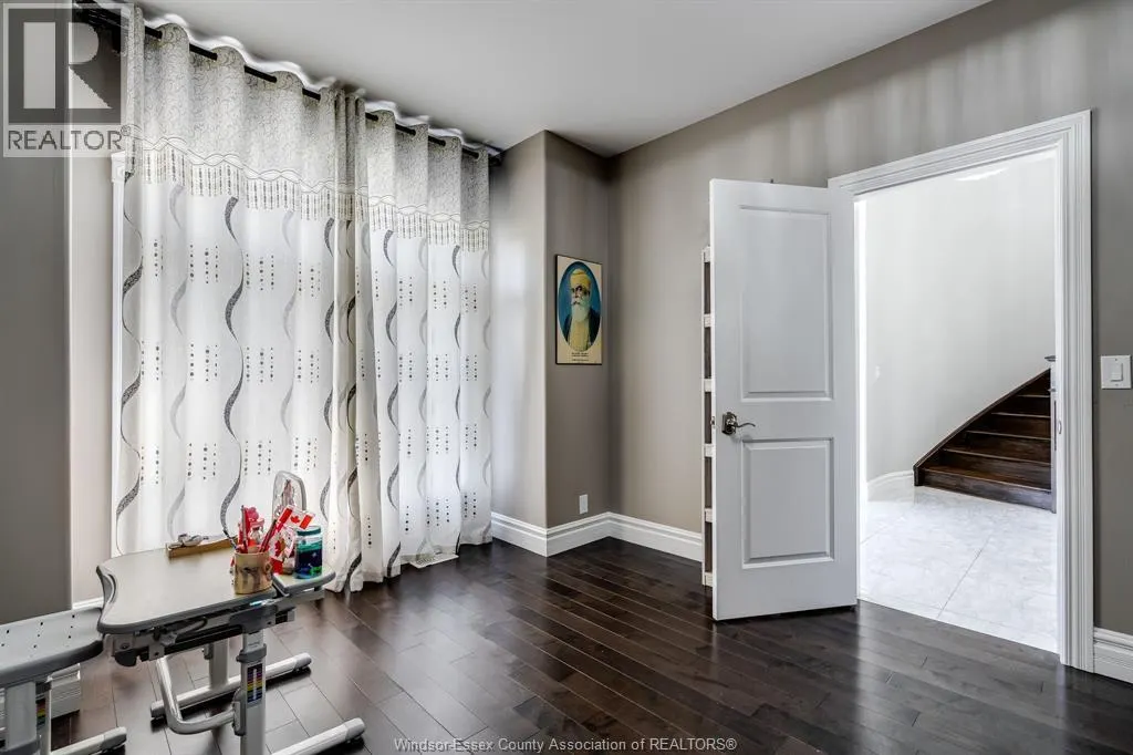 31 Heathview Trail