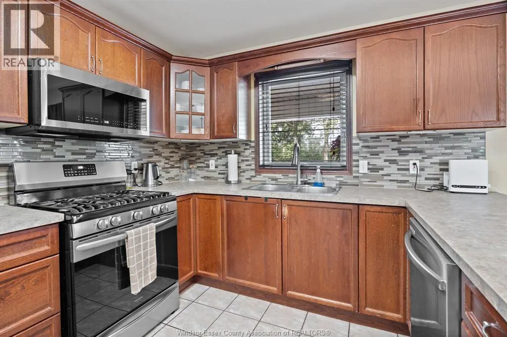 68 WILLOW BEACH ROAD