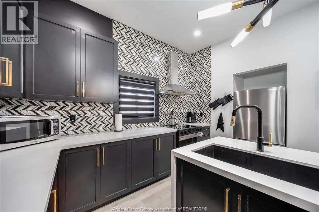 792 PIERRE