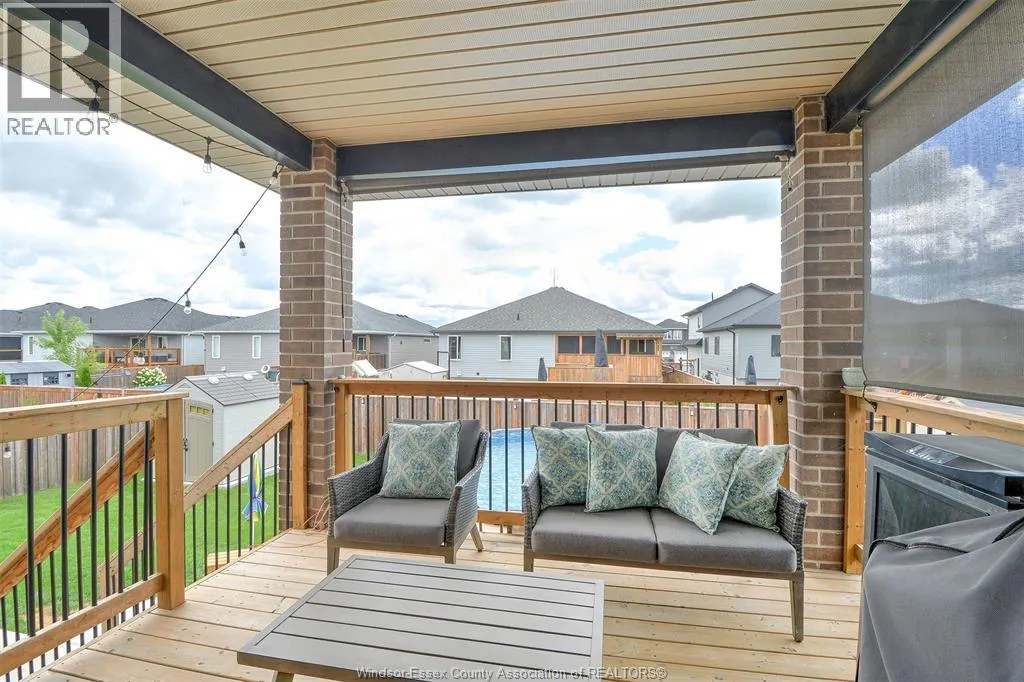 234 Mullen CRESCENT